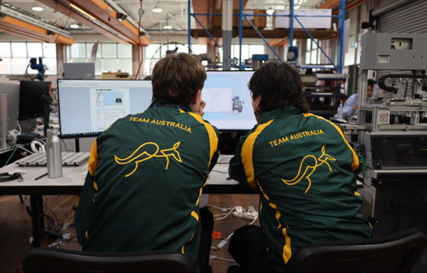 Skillaroos competing in Industry 4.0 at the Global Skills Challenge in Wollongong.